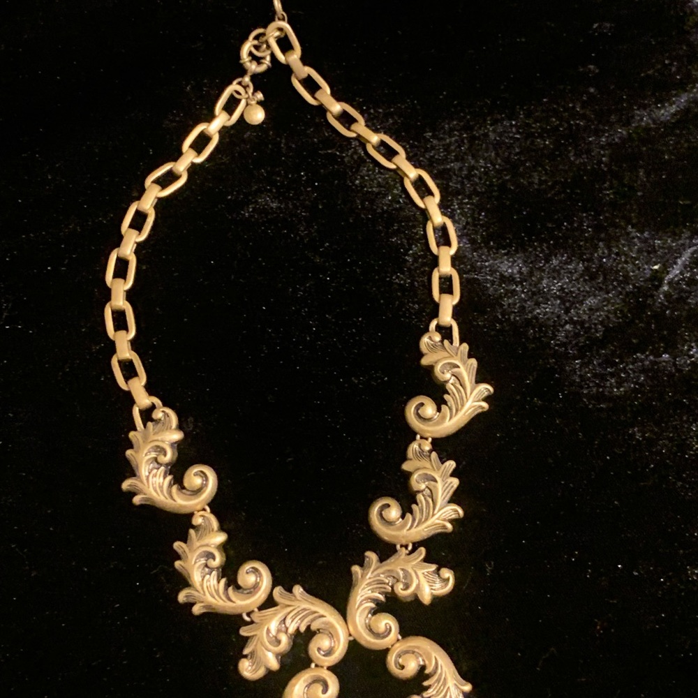 Statement Necklace - Picture 2 of 6